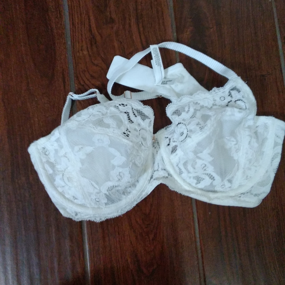 Le mystere Bra
